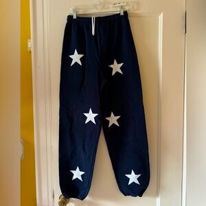 Gildan heavy blend navy sweatpants drawstring waist & white applique stars M